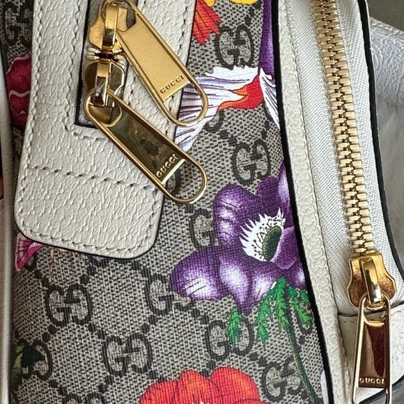 Gucci GG Supreme Flore - Picture 7 of 16